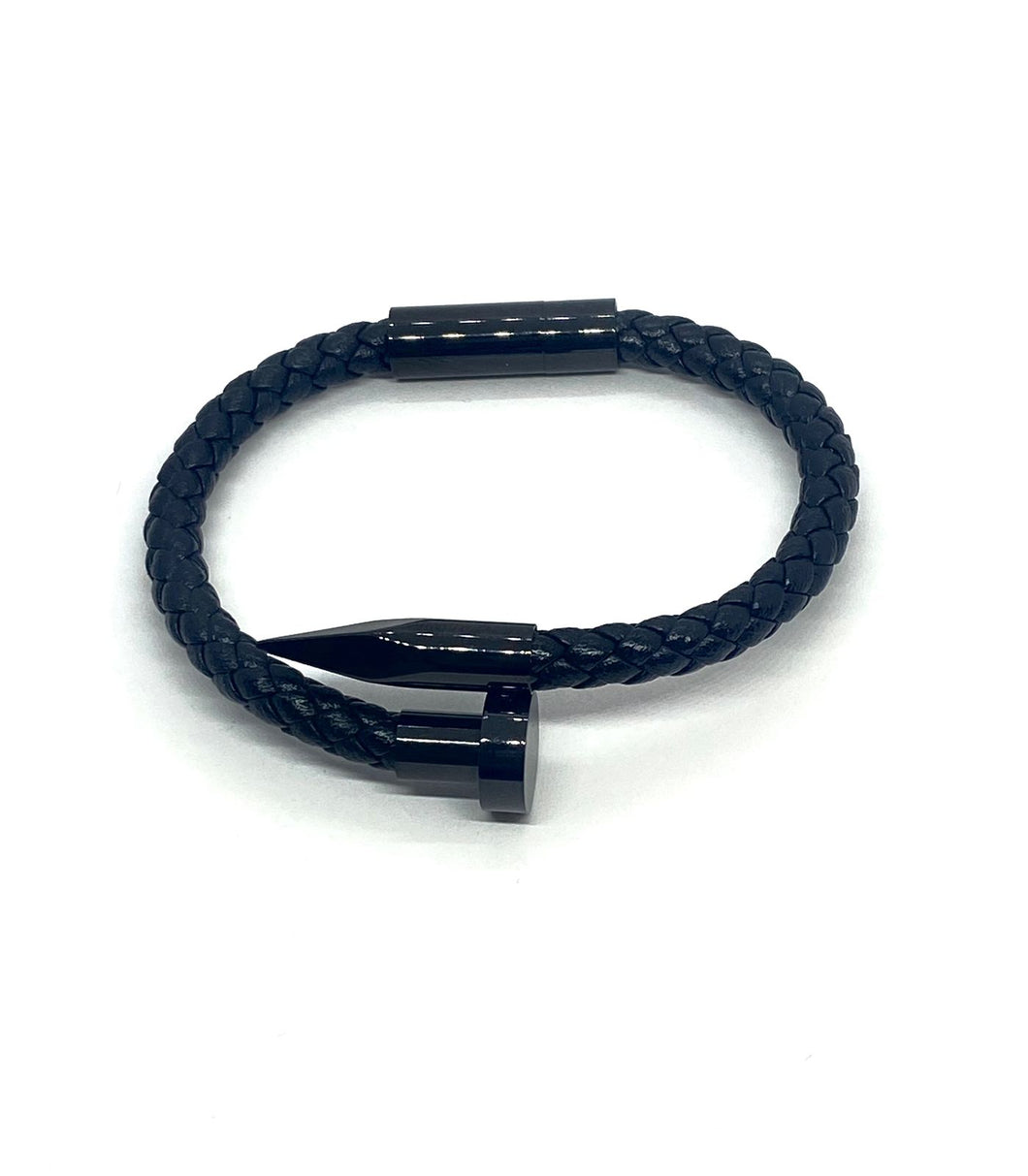 PULSERA PIEL CLAVO ACERO