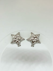 ARETES PLATEADOS ESTRELLA DOBLE LADO