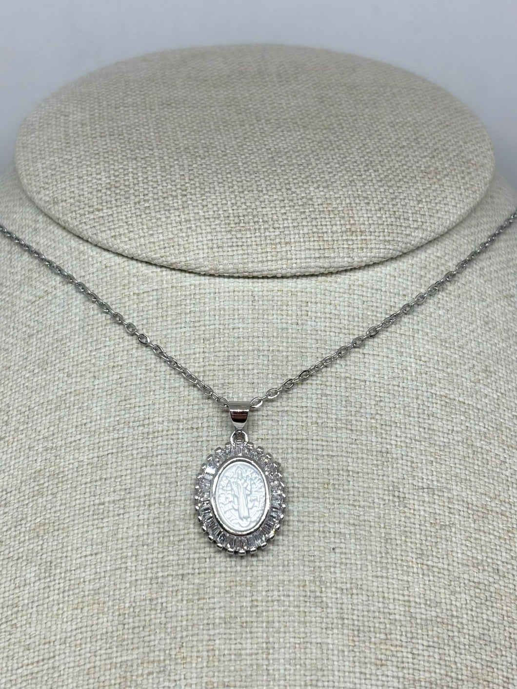 COLLAR SAN BENITO NÁCAR ZIRCONIA