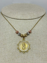 Cargar imagen en el visor de la galería, COLLAR VIRGEN DE GUADALUPE
