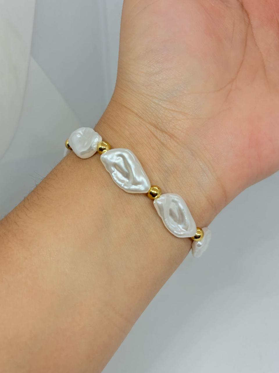 PULSERA CON PERLAS