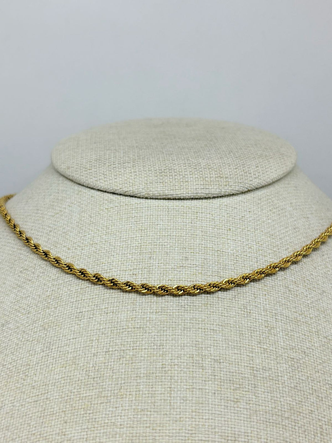 COLLAR TORSAL DORADO