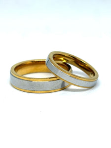 ARGOLLA PARA PAREJA PLATEADA FILO DORADO