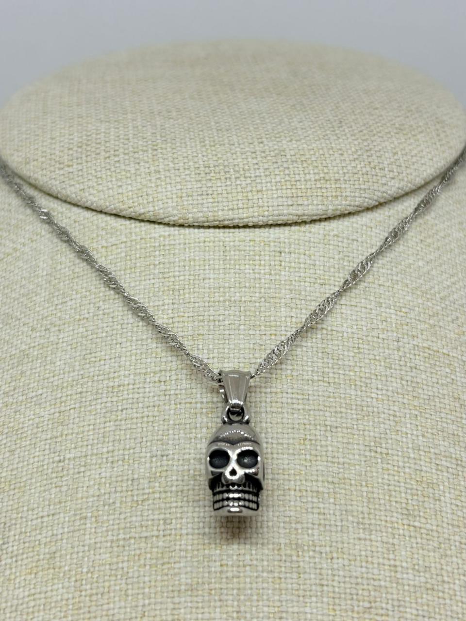 COLLAR SEMITORSAL CALAVERA