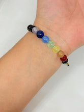 Cargar imagen en el visor de la galería, PULSERA PIEDRA ONIX CHAKRAS

