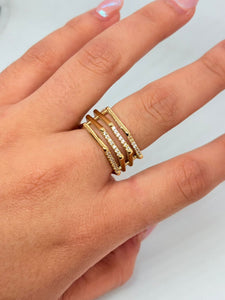 ANILLO HEXAGONAL CON ZIRCONIA