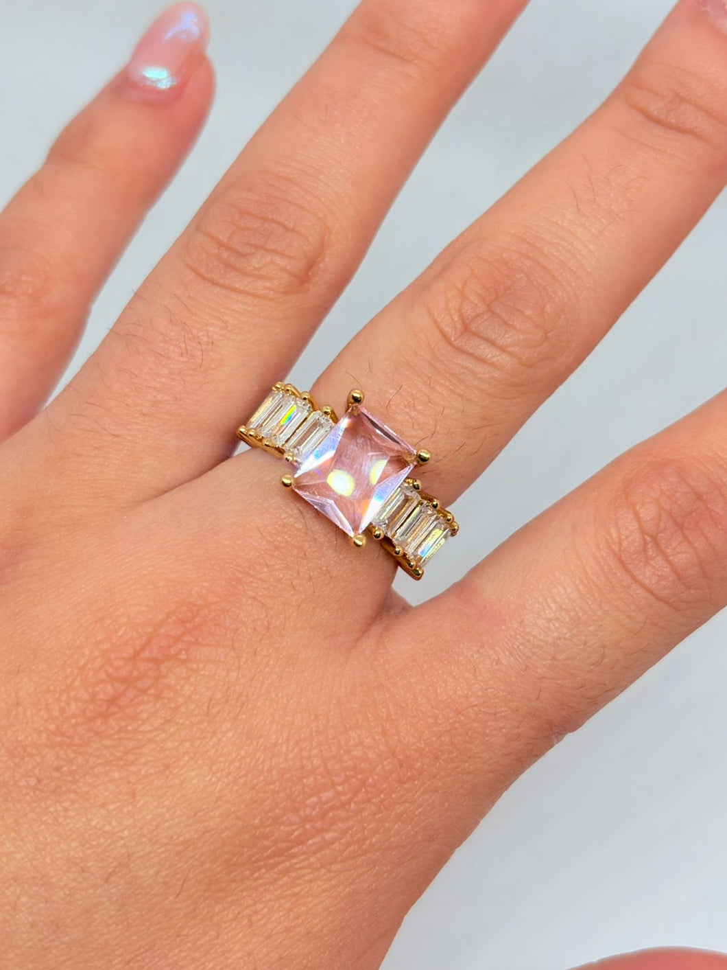 ANILLO ZIRCONIA RECTANGULAR ROSA