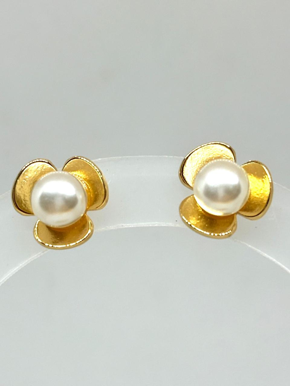 BROQUEL PERLA FLOR