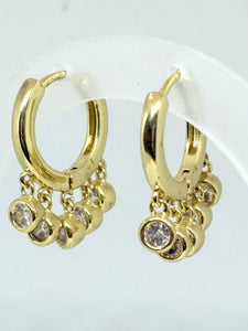 ARRACADAS CON ZIRCONIAS COLGANTE