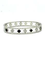 Cargar imagen en el visor de la galería, BRAZALETE FLORES ZIRCONIA PLATEADO
