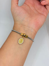 Cargar imagen en el visor de la galería, PULSERA VIRGEN GPE ZIRCONIAS
