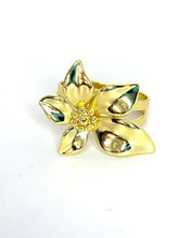 Cargar imagen en el visor de la galería, ANILLO FLOR AJUSTABLE
