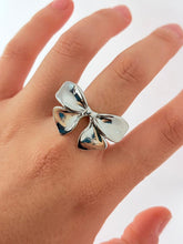 Cargar imagen en el visor de la galería, ANILLO MOÑO AJUSTABLE
