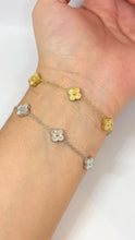 Cargar imagen en el visor de la galería, PULSERA FLORES
