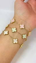 Cargar imagen en el visor de la galería, PULSERA FLORES PASTEL
