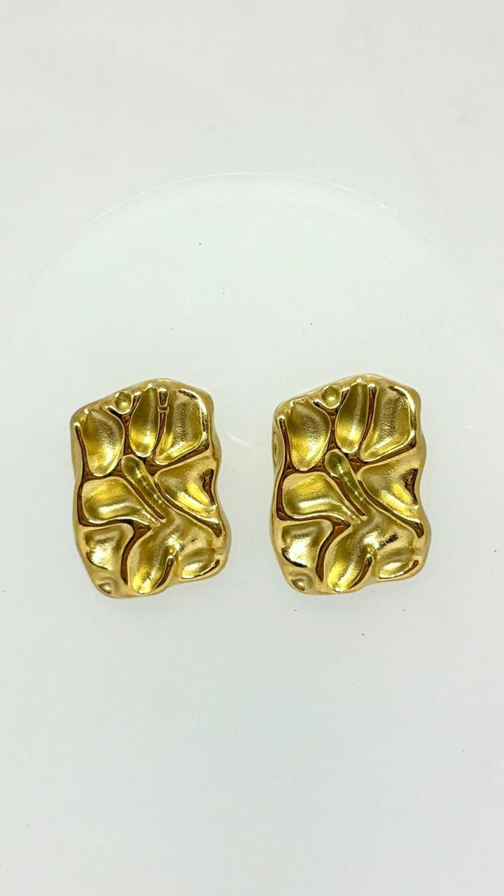 ARETES PLACA IRREGULAR