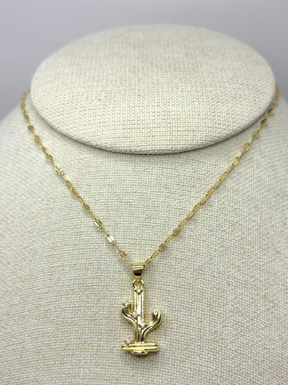 COLLAR CACTUS ZIRCONIAS