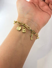 Cargar imagen en el visor de la galería, PULSERA MUJER CANDADO CORAZÓN Y LLAVE
