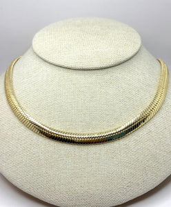 COLLAR PLANCHADO