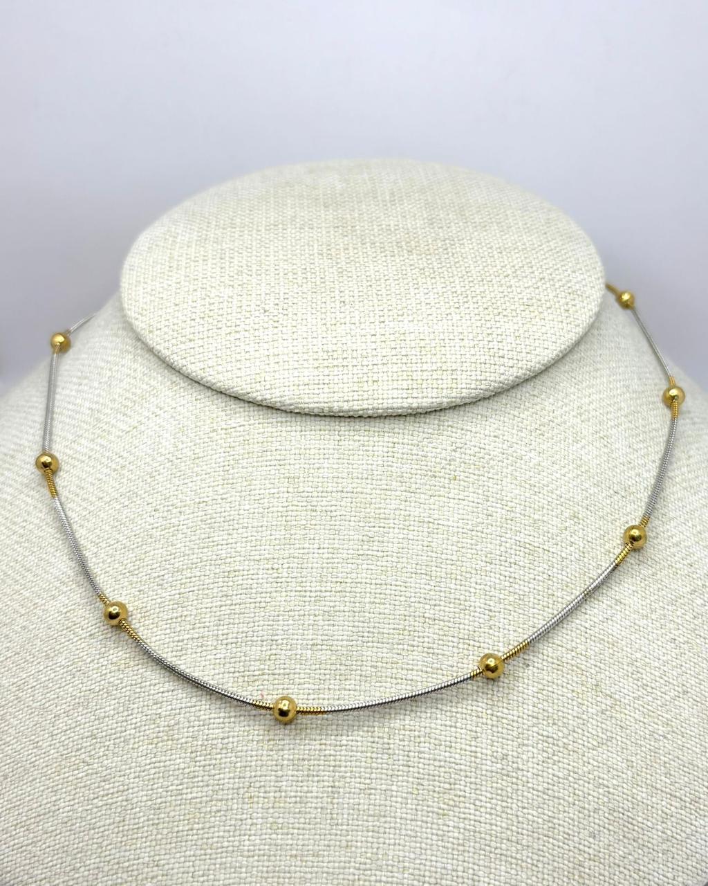 COLLAR BOLITAS