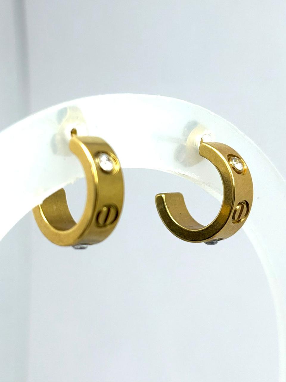 ARRACADAS TORNILLO ZIRCONIA