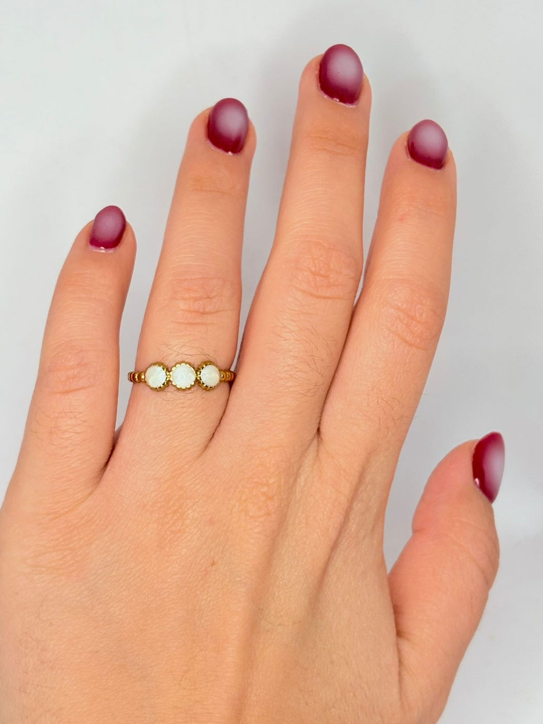 ANILLO AJUSTABLE CIRCULOS BLANCOS