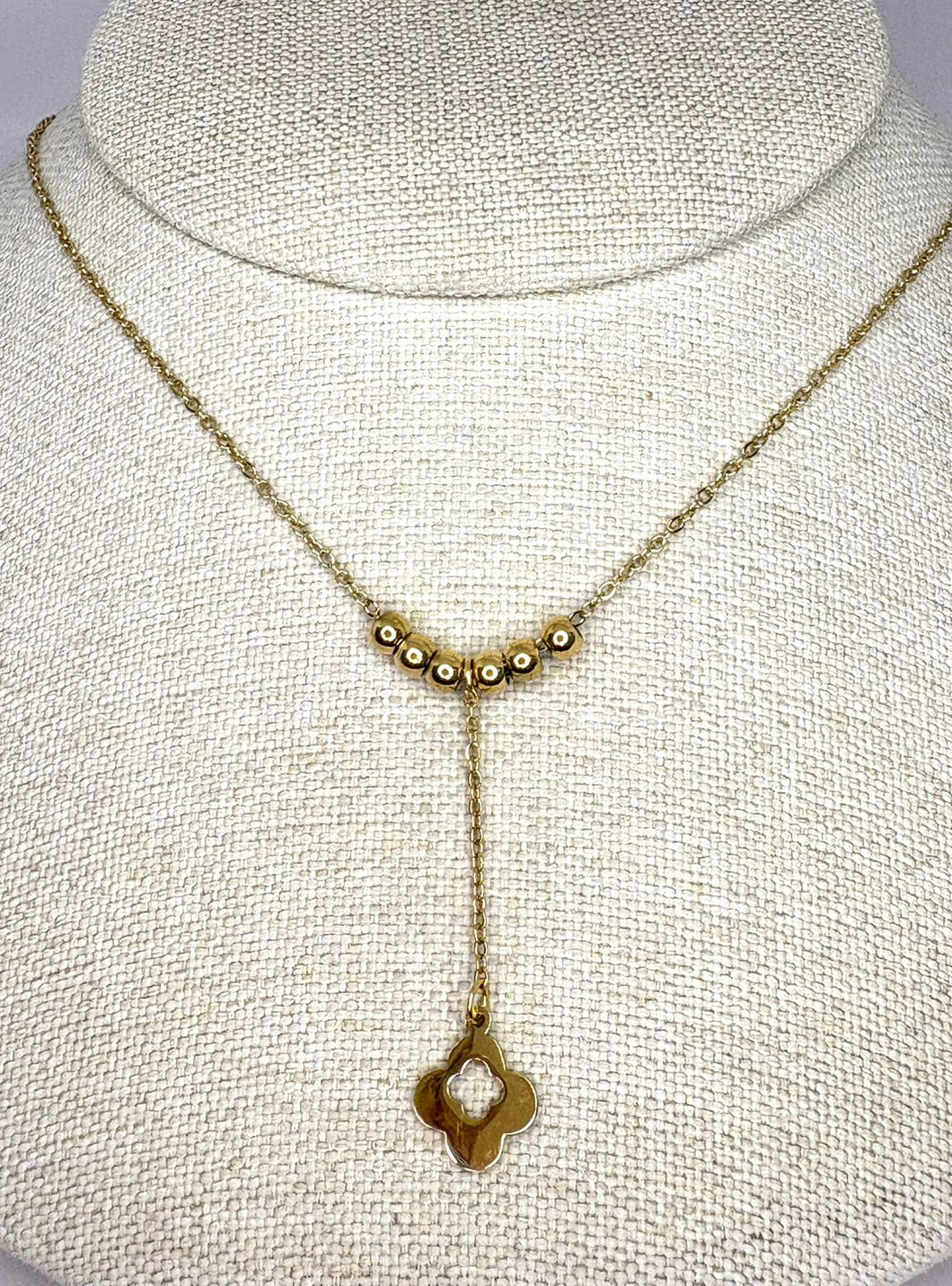 COLLAR CORBATIN FLOR Y BOLITAS