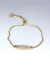 Cargar imagen en el visor de la galería, PULSERA OVALO CON ZIRCONIA
