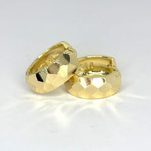 Cargar imagen en el visor de la galería, HUGGIES CON TEXTURA ROMBO
