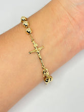 Cargar imagen en el visor de la galería, PULSERA BOLITAS VIRGEN DE GPE Y CRUCIFIJO
