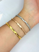 Cargar imagen en el visor de la galería, BRAZALETE AJEDREZ
