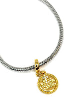 Cargar imagen en el visor de la galería, PULSERA TUBULAR DIJE CRUZ, ORE, ESPERE, CONFIE
