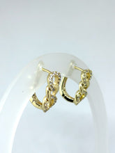 Cargar imagen en el visor de la galería, ARRACADAS CADENA CON ZIRCONIA
