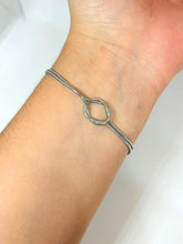 Cargar imagen en el visor de la galería, PULSERA ENLAZADA
