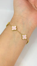 Cargar imagen en el visor de la galería, PULSERA FLORES PASTEL
