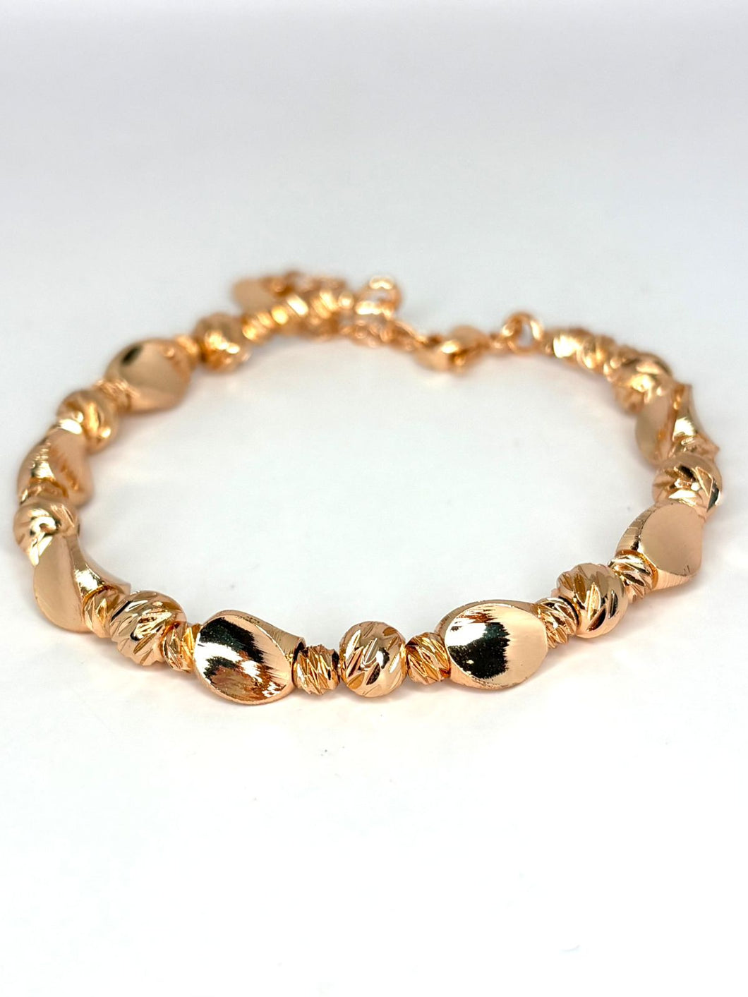 PULSERA BOLITAS Y OVALOS