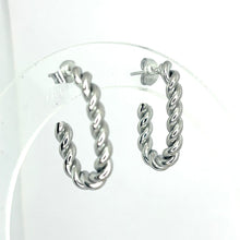 Cargar imagen en el visor de la galería, ARETES OVALADOS TORCIDOS
