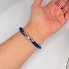 Cargar imagen en el visor de la galería, PULSERA PIEL TUBO

