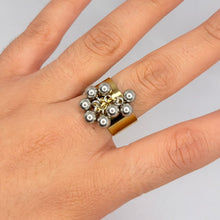 Cargar imagen en el visor de la galería, ANILLO BOLITAS COLGANTES AJUSTABLE

